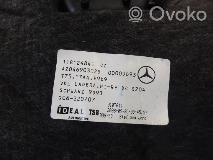 Mercedes-Benz C AMG W204 Tavaratilan sivuverhoilu A2046903025