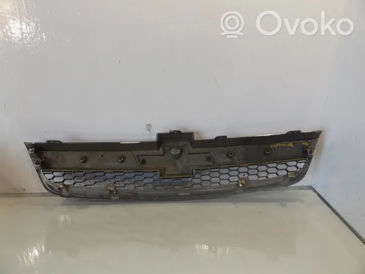 Chevrolet Captiva Grille de calandre avant 