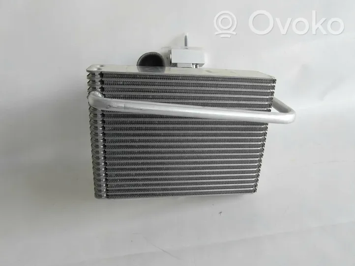 Chrysler Grand Voyager III Radiateur condenseur de climatisation acm143