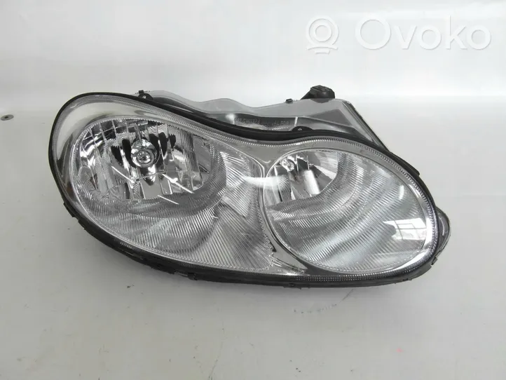 Chrysler Concorde Lampa przednia 04780010AH