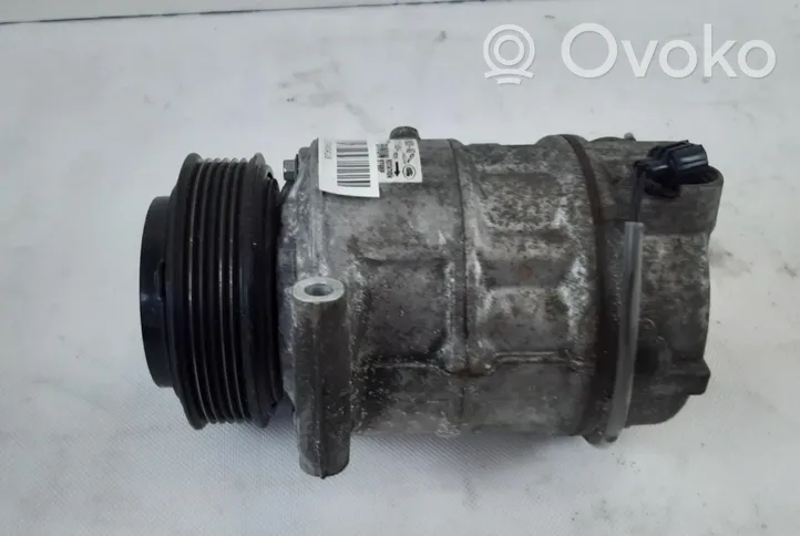 Land Rover Range Rover L405 Ilmastointilaitteen kompressorin pumppu (A/C) CPLA-19D629-AG