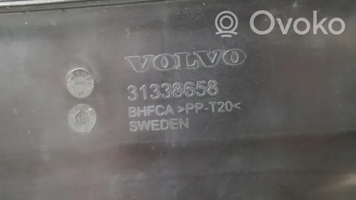 Volvo V40 Parte del condotto di aspirazione dell'aria 31338658