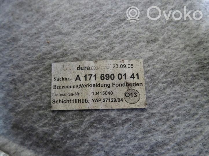 Mercedes-Benz SLK R171 Tavaratilan pohjan tekstiilimatto A1716900141
