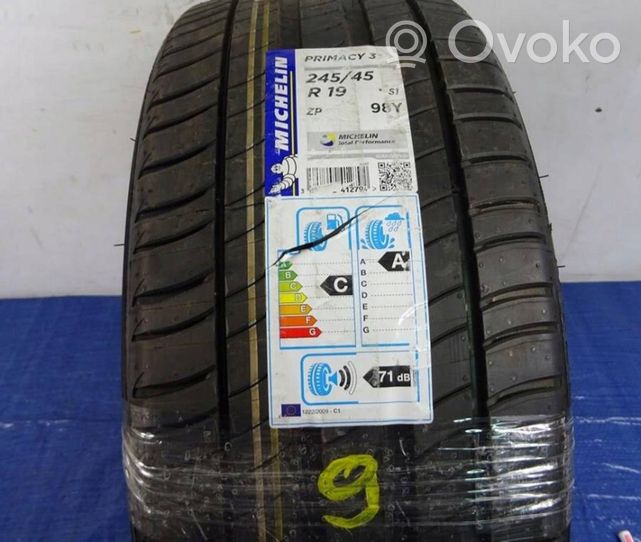 Ford Mondeo Mk III R19 summer tire 