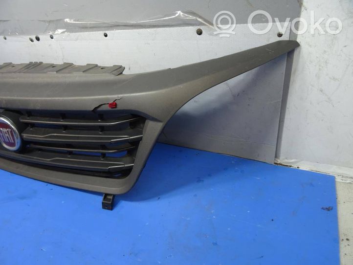 Fiat Ducato Front bumper upper radiator grill 1318035070
