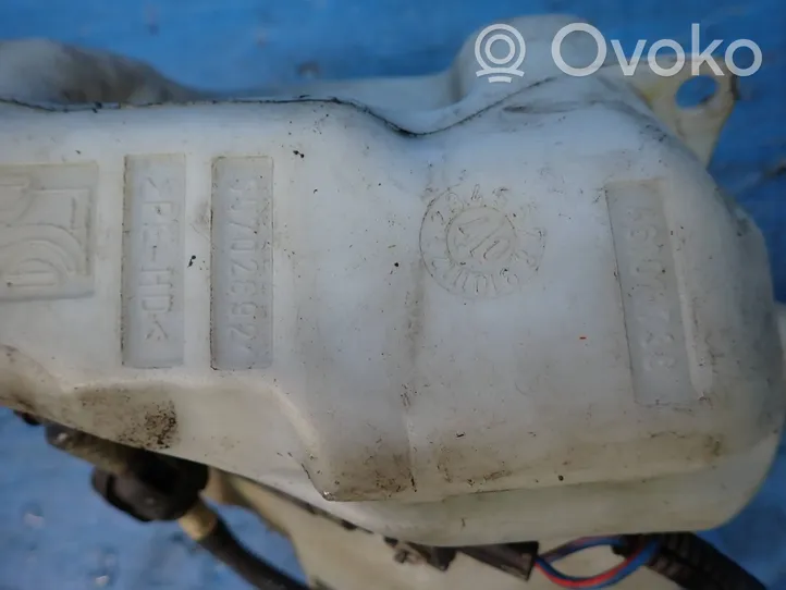 Opel Corsa D Réservoir de liquide lave-glace 55702892