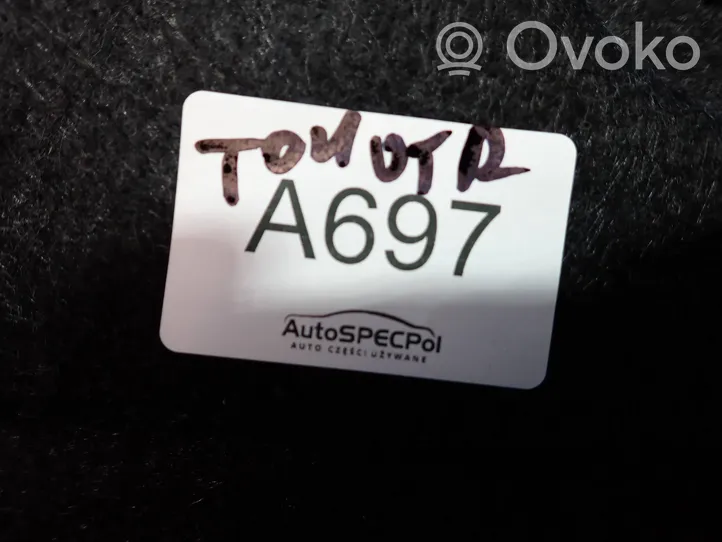 Toyota Yaris Tappetino di rivestimento del bagagliaio/baule 58410-0D010