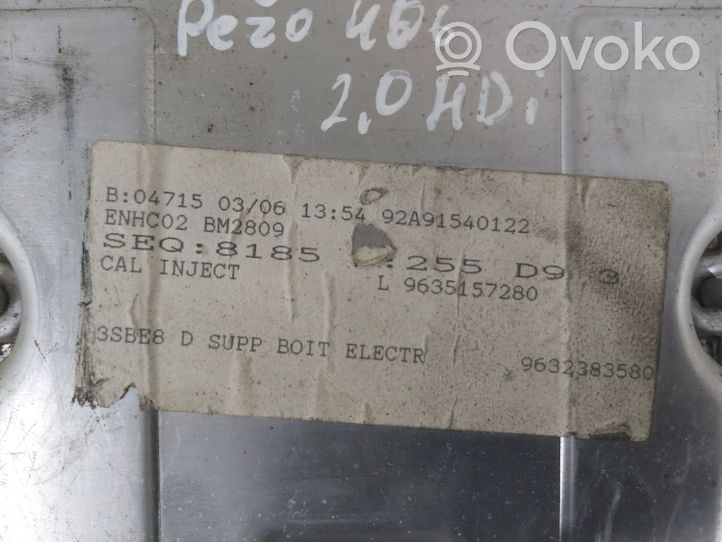 Peugeot 406 Motorsteuergerät ECU 0281001978