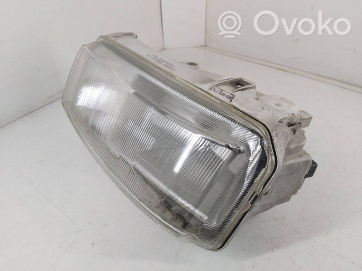 Volkswagen PASSAT B4 Lampa przednia 14196900L01