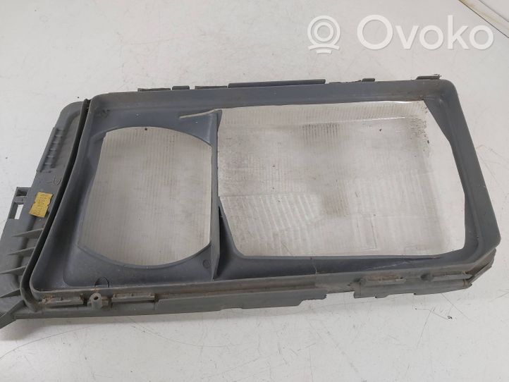 Mercedes-Benz E W124 Lente del faro 60804302