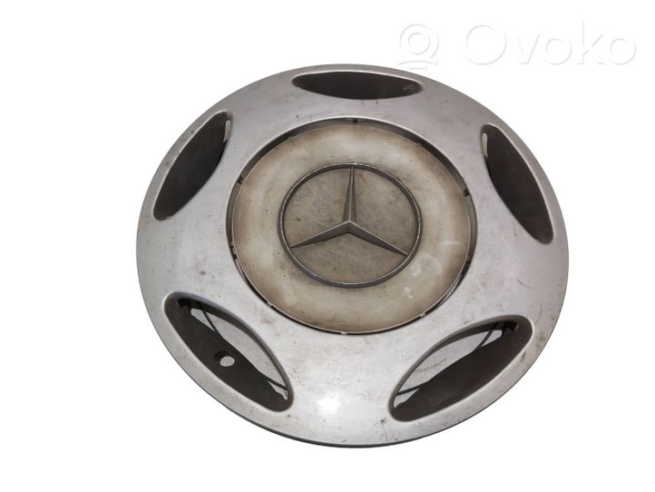 Mercedes-Benz C W202 Mozzo/copricerchi/borchia della ruota R15 2024010624