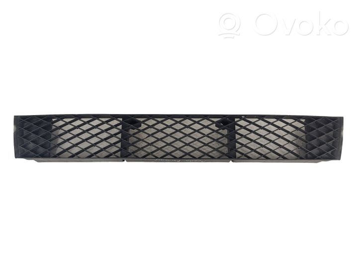 Mazda Premacy Grille inférieure de pare-chocs avant BJ3D501T1