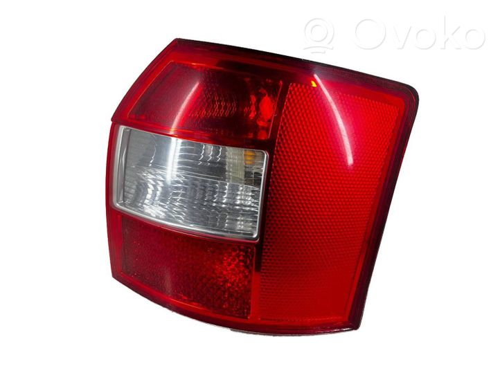 Audi A4 S4 B6 8E 8H Lampa tylna 283702