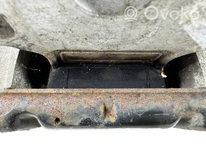 Volkswagen Sharan Engine mount bracket 