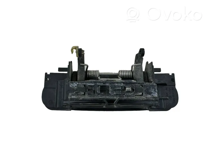 Audi A4 S4 B6 8E 8H Klamka zewnętrzna drzwi 4B0839885