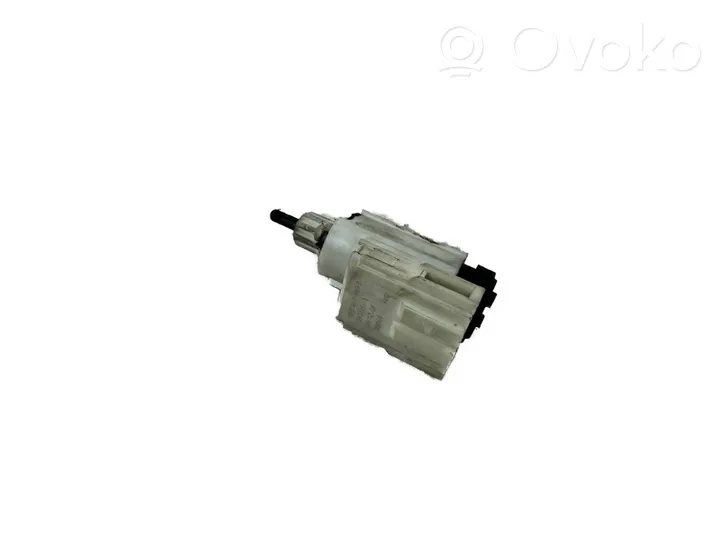 Volkswagen PASSAT B5.5 Brake pedal sensor switch 8E0927189B