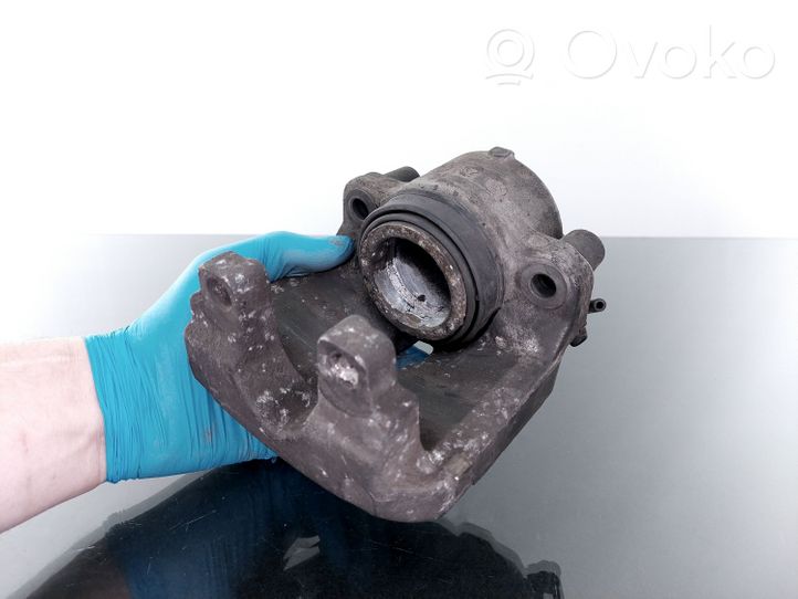 BMW 5 E39 Front brake caliper 