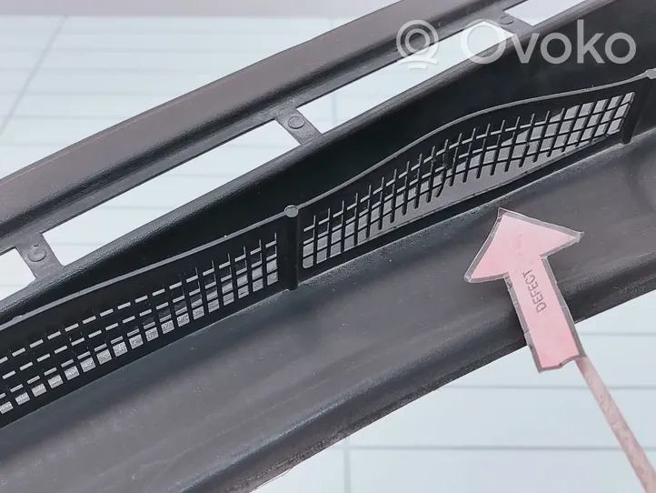 Audi 80 90 S2 B4 Windshield trim 