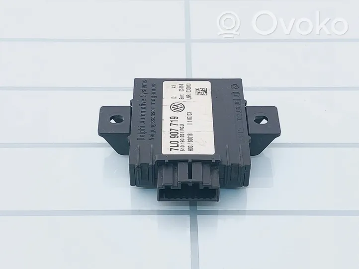 Volkswagen Touareg I Boîtier module alarme 510190351FGU