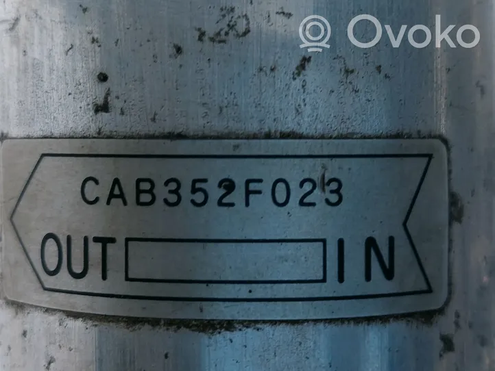 Volvo V50 Ilmastointilaitteen ilmankuivain (A/C) CAB352F023