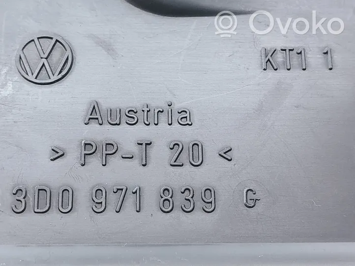 Volkswagen Phaeton Altro elemento di rivestimento bagagliaio/baule 