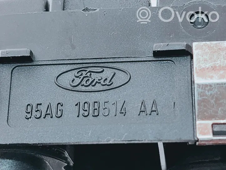 Ford Escort Interruttore prese d’aria laterali 03161200