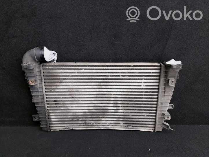 Opel Astra H Intercooler radiator 