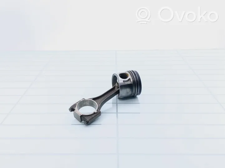 Volvo V50 Piston with connecting rod 