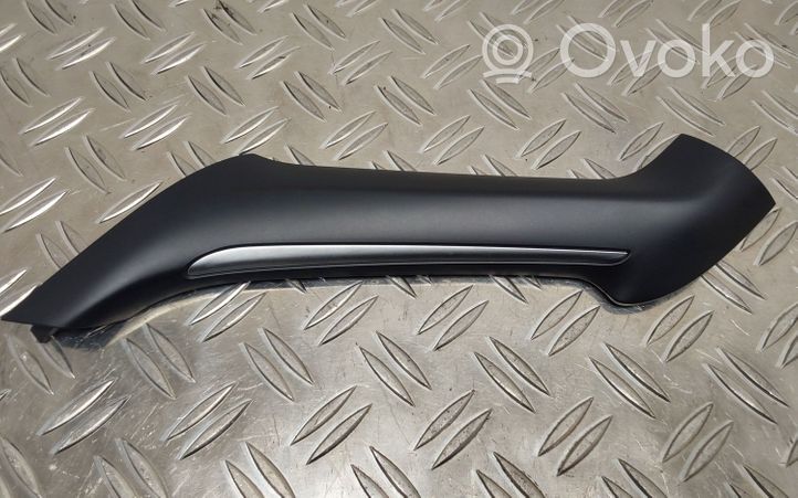 Toyota Verso Moldura del asa interna de la puerta delantera 677410F060