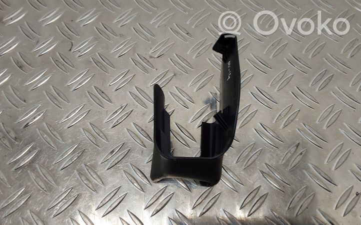 Toyota Avensis T270 Cache rail de siège conducteur avant 7215805050