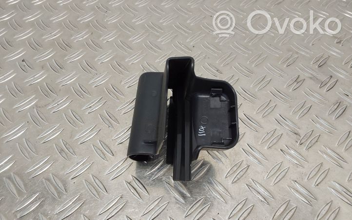 Toyota Corolla Verso AR10 Garniture rail de siège passager avant 721370F010