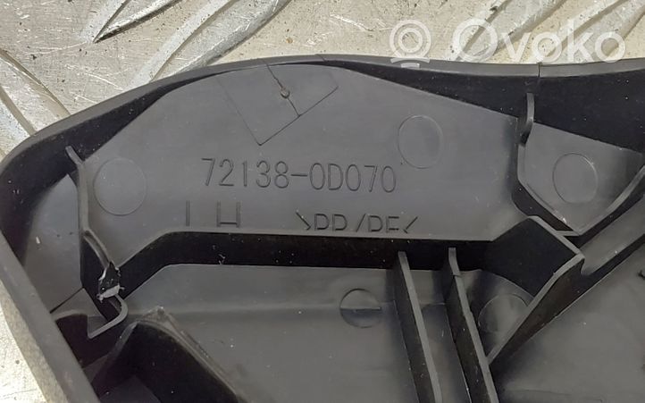 Toyota Yaris Osłona szyn przedniego fotela kierowcy 721380D070