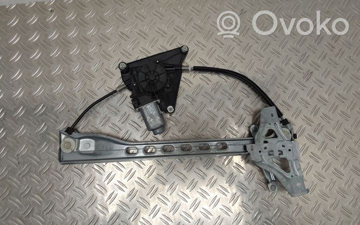 Toyota Aygo AB40 Priekinis varikliukas langų pakėlėjo 698200H031