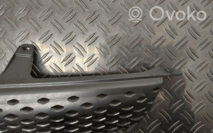 Toyota Yaris Verso Maskownica / Grill / Atrapa górna chłodnicy 5311152241