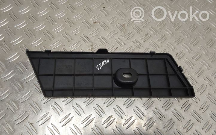 Toyota Verso Couvercle de boîtier de batterie 5844102010