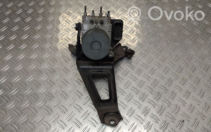 Toyota Sienna XL30 III ABS-pumppu 4454008220