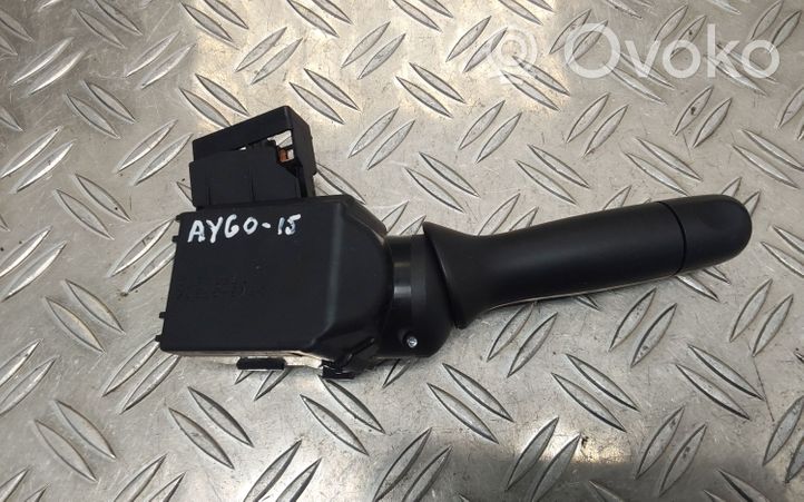 Toyota Aygo AB40 Commodo d'essuie-glace 17F144