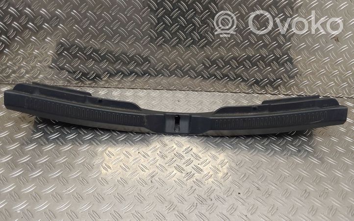 Toyota Verso Protection de seuil de coffre 647160F020