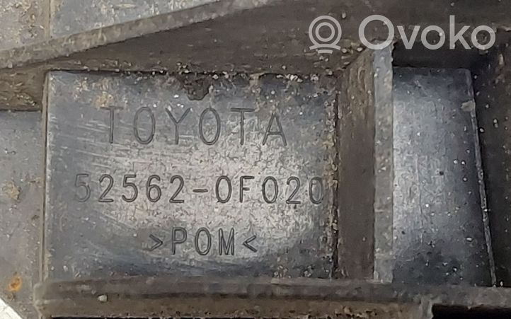 Toyota Verso Uchwyt / Mocowanie zderzaka tylnego 525620F020
