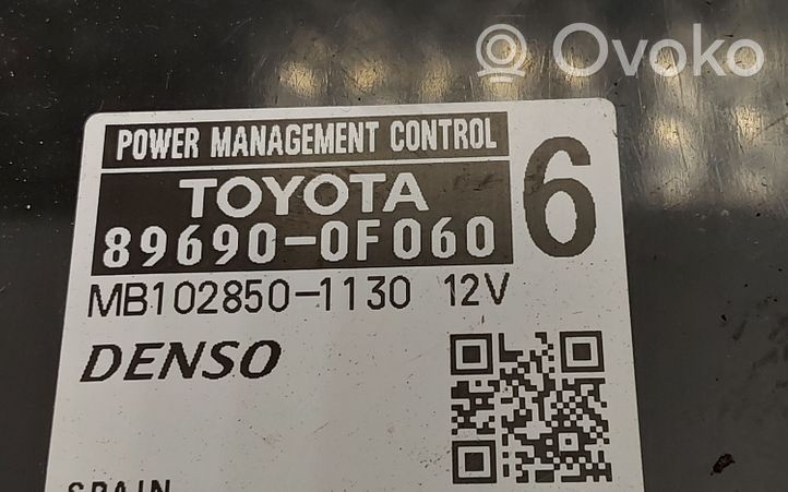 Toyota Verso Moottorin ohjainlaite/moduuli (käytetyt) 896900F060