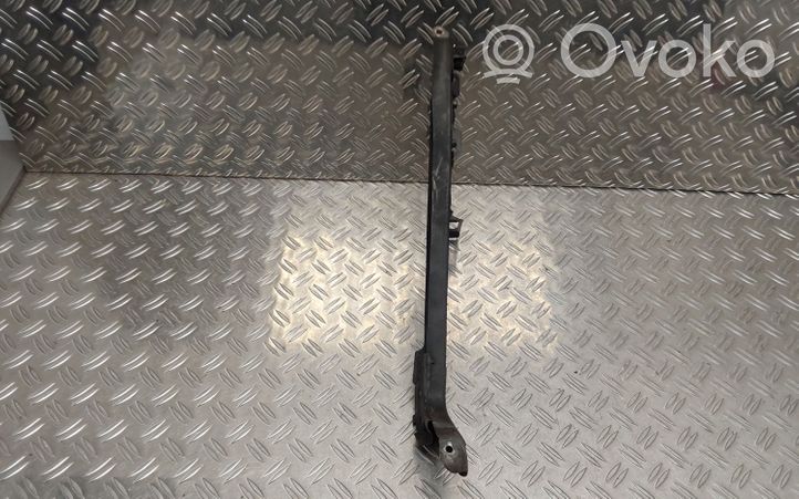 Toyota Avensis T250 Staffa del pannello di supporto del radiatore 