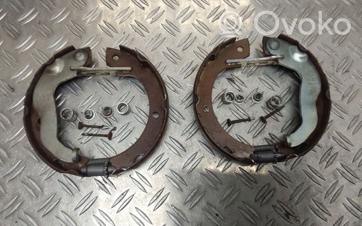 Toyota Verso Handbrake/parking brake pads 