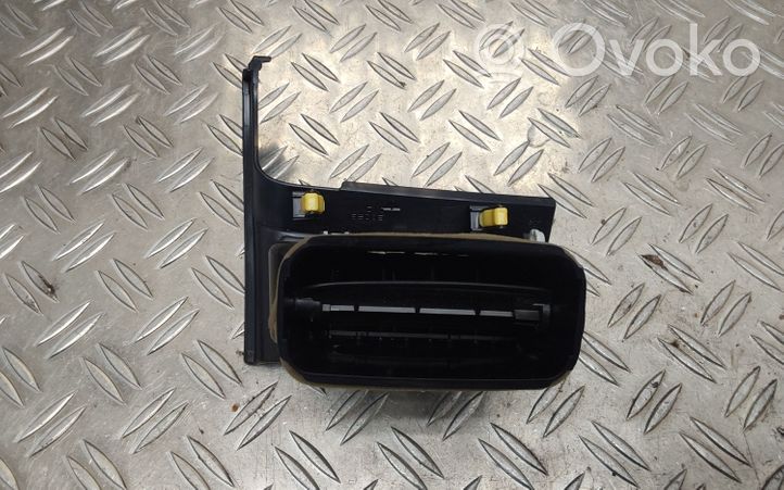 Toyota Verso Grille d'aération centrale 556800F030