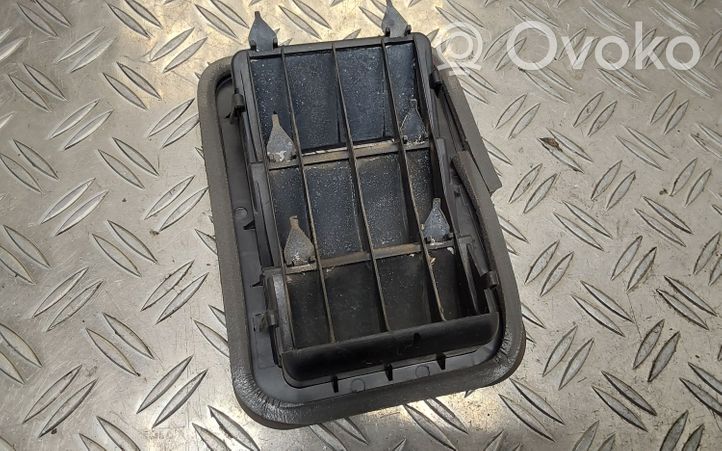 Toyota Verso Ventiliacinės grotelės 629400F010