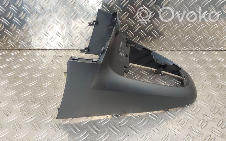 Toyota Verso Rivestimento in plastica cornice della leva del cambio 554340F050