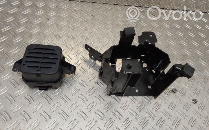 Citroen C4 III e-C4 Horn signal 9839315880