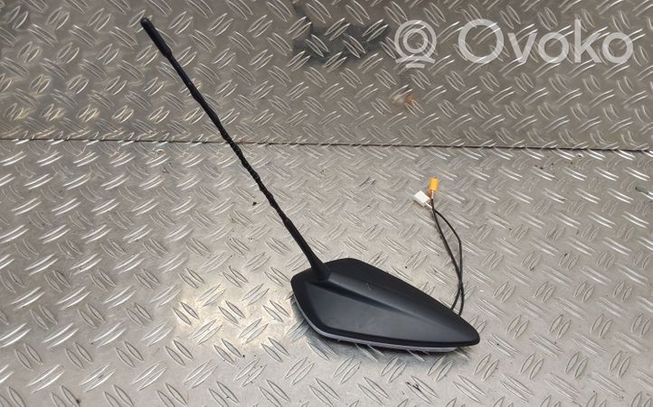 Citroen C4 III e-C4 Pystyantennivahvistin 9835734280