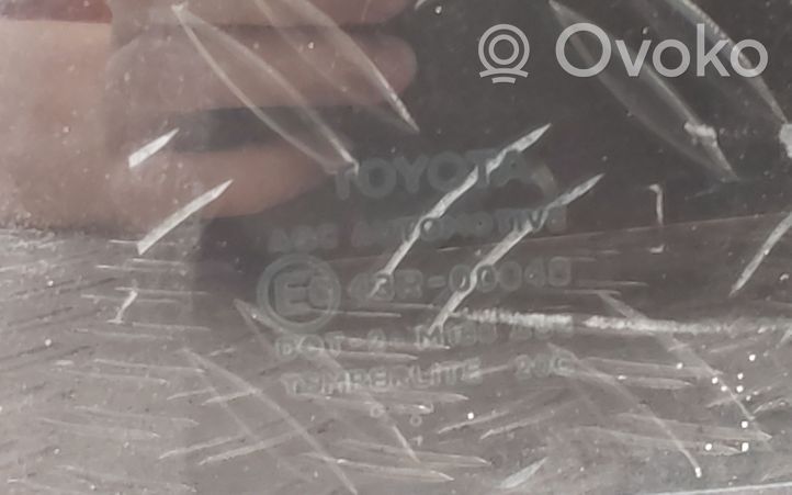 Toyota Avensis T270 Rear vent window glass 43R00048