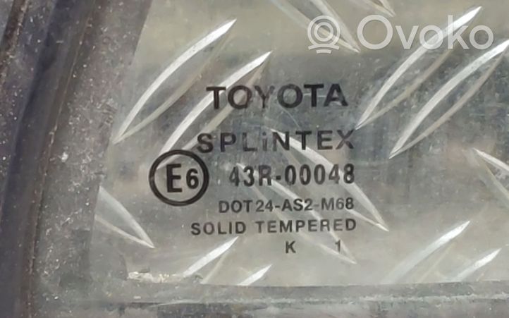 Toyota Corolla E120 E130 Fenêtre latérale vitre arrière 43R00048