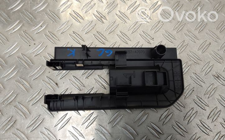 Toyota Prius+ (ZVW40) Cache garniture rail de siège arrière 7215747070